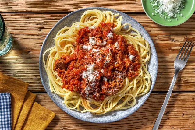 Classic Pasta Bolognese with Ground Beef